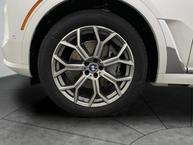 2026 BMW X7 xDrive40i Vehicle Photo in Appleton, WI 54913