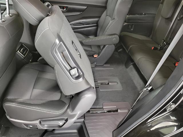 2024 Subaru Ascent Vehicle Photo in Oshkosh, WI 54904