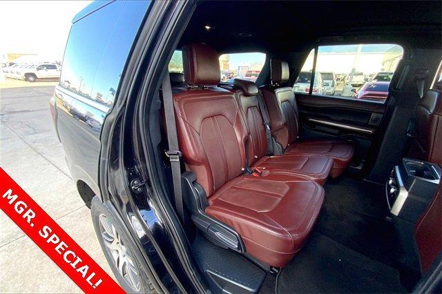 2022 Ford Expedition Vehicle Photo in TOPEKA, KS 66609-0000