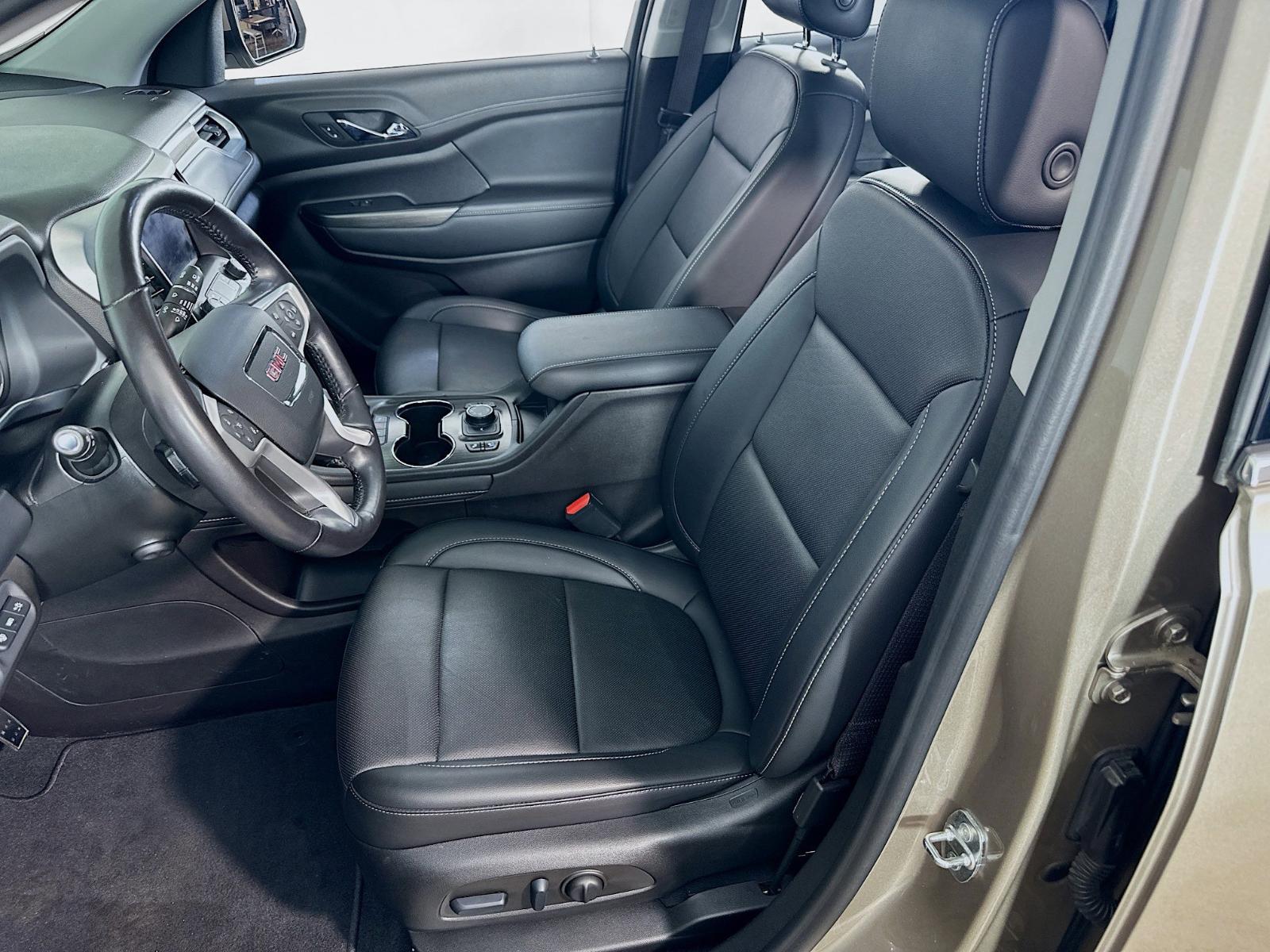 2022 GMC Acadia Vehicle Photo in Langhorne, PA 19047