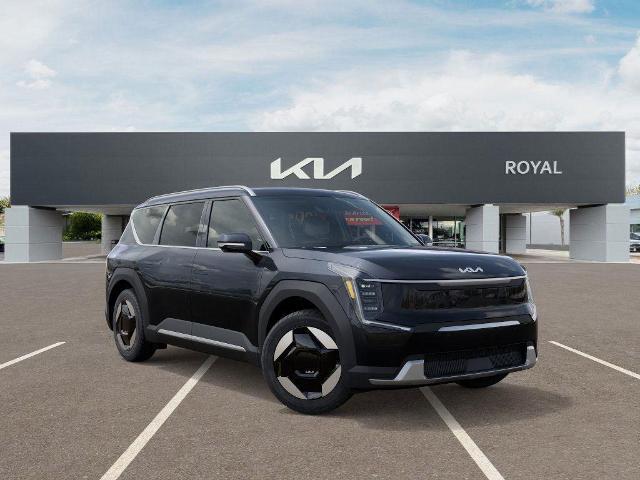 2026 Kia EV9 Vehicle Photo in Tucson, AZ 85712