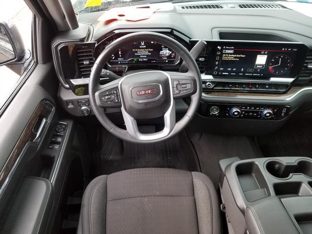 2024 GMC Sierra 1500 Vehicle Photo in ELYRIA, OH 44035-6349