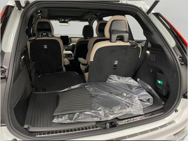 2026 Volvo XC90 Vehicle Photo in Appleton, WI 54913