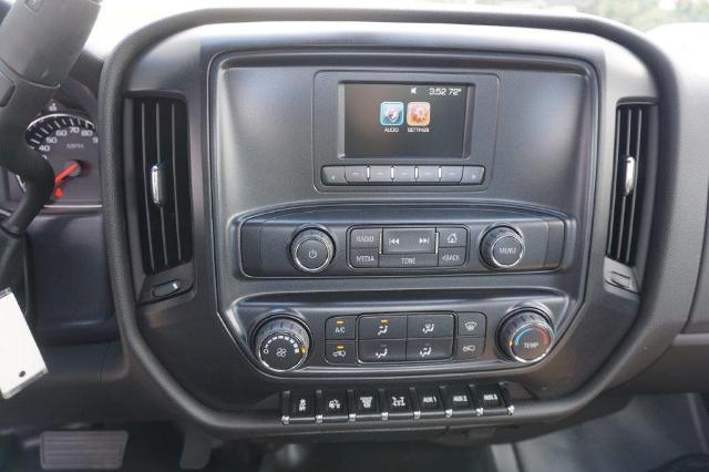 2024 Chevrolet Silverado Chassis Cab Vehicle Photo in FAIRMONT, WV 26554-2318