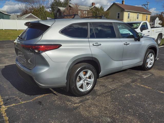 2023 Toyota HIGHLANDER Vehicle Photo in INDIANA, PA 15701-1897