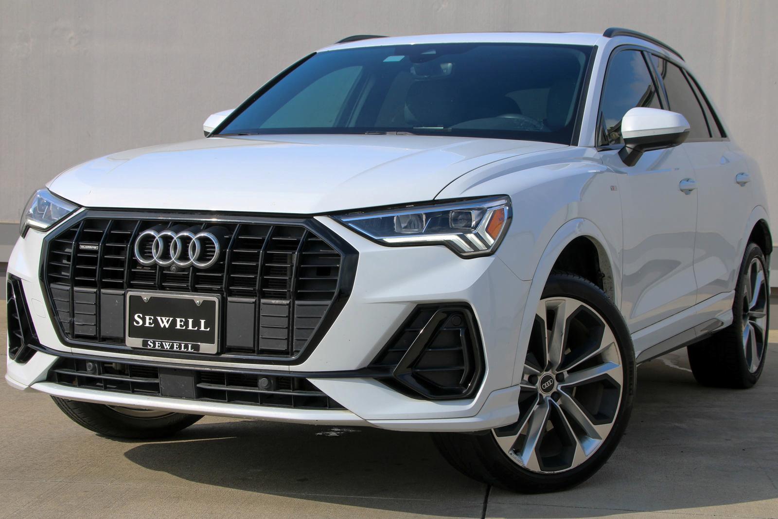 2022 Audi Q3 Vehicle Photo in SUGAR LAND, TX 77478