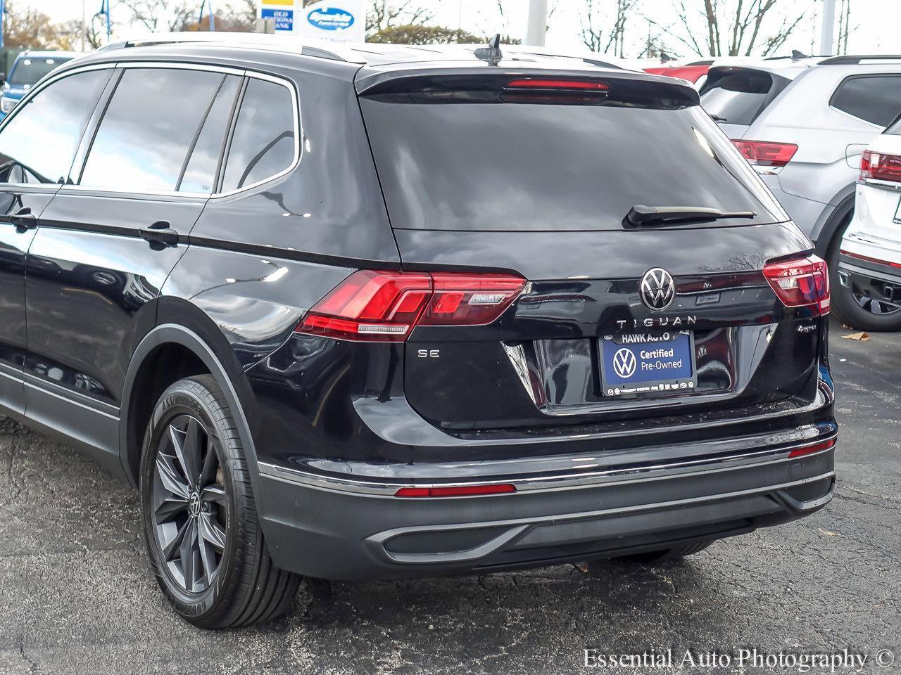 2023 Volkswagen Tiguan Vehicle Photo in Saint Charles, IL 60174