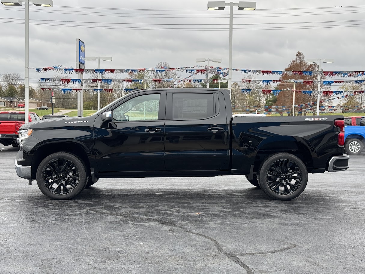 2025 Chevrolet Silverado 1500 Vehicle Photo in BOONVILLE, IN 47601-9633