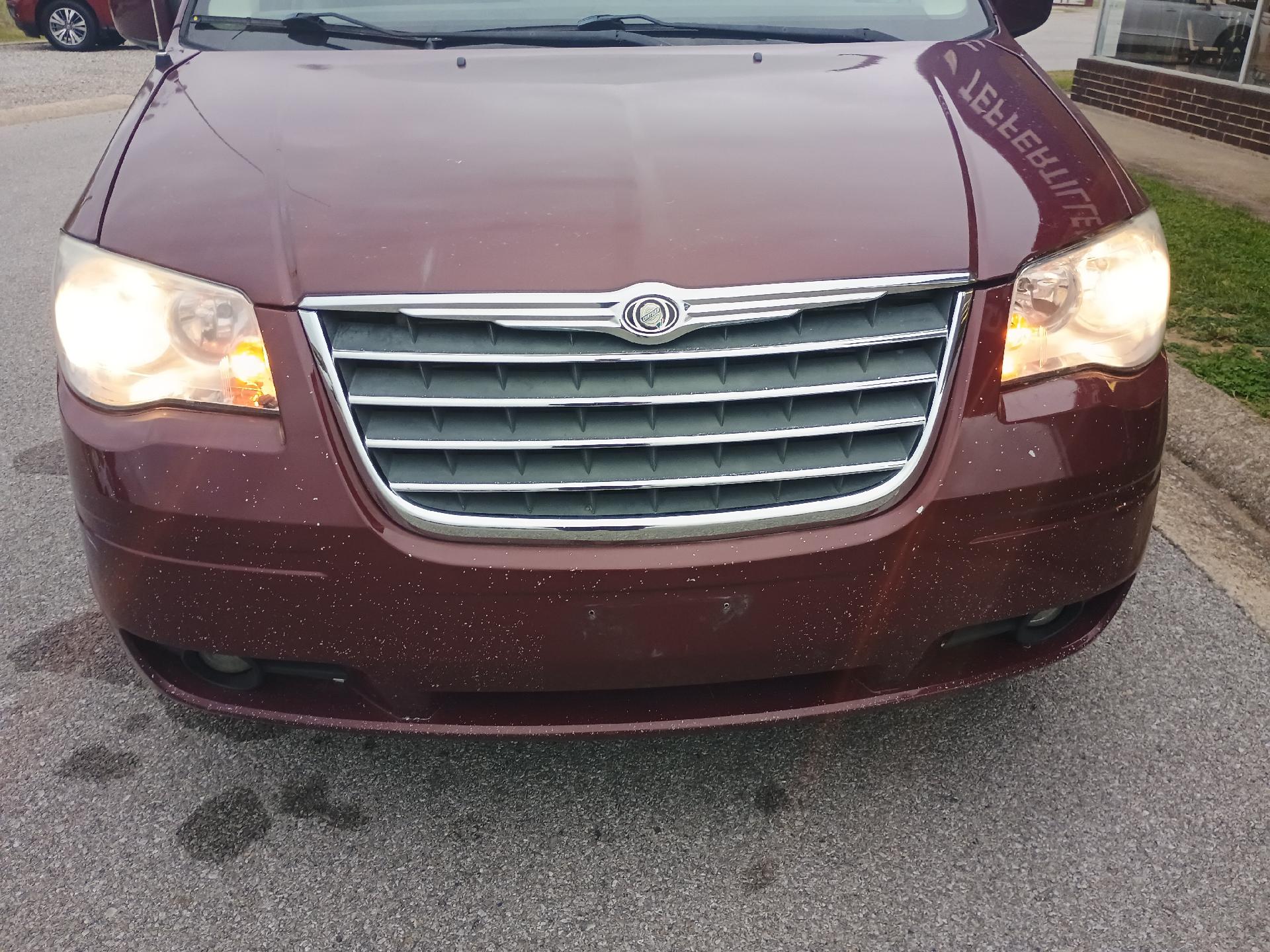 Used 2008 Chrysler Town & Country Touring with VIN 2A8HR54P78R665971 for sale in Mcleansboro, IL