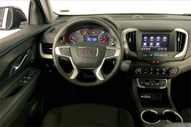 2024 GMC Terrain Vehicle Photo in KANSAS CITY, MO 64114-4545