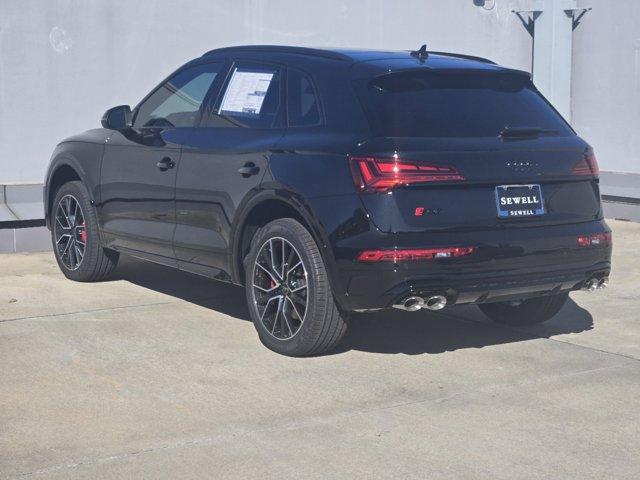 2025 Audi SQ5 Vehicle Photo in HOUSTON, TX 77090