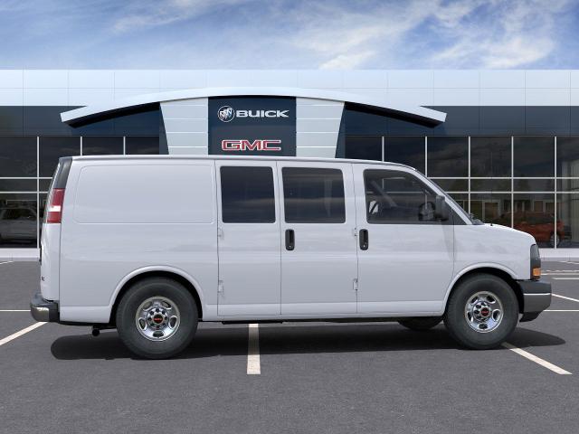 2025 GMC Savana Cargo 2500 Vehicle Photo in LEOMINSTER, MA 01453-2952