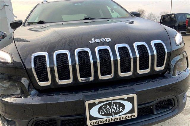 2015 Jeep Cherokee Vehicle Photo in TOPEKA, KS 66609-0000