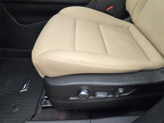 2025 Cadillac XT4 Vehicle Photo in Oklahoma City, OK 73114