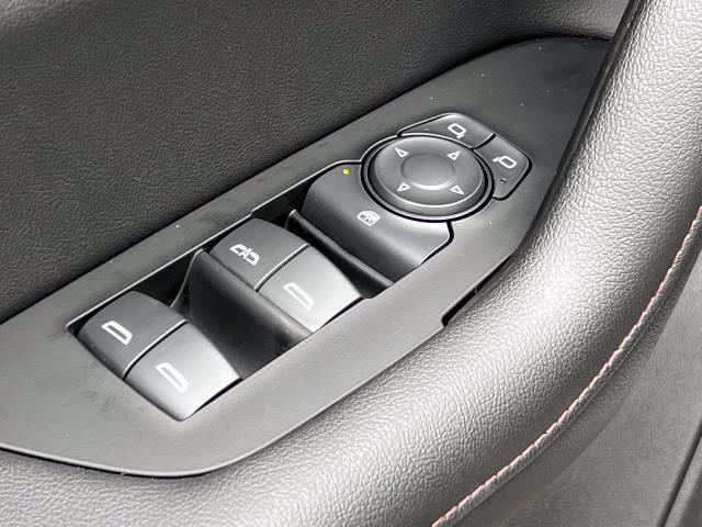 2022 Chevrolet Blazer Vehicle Photo in Roslyn, NY 11576