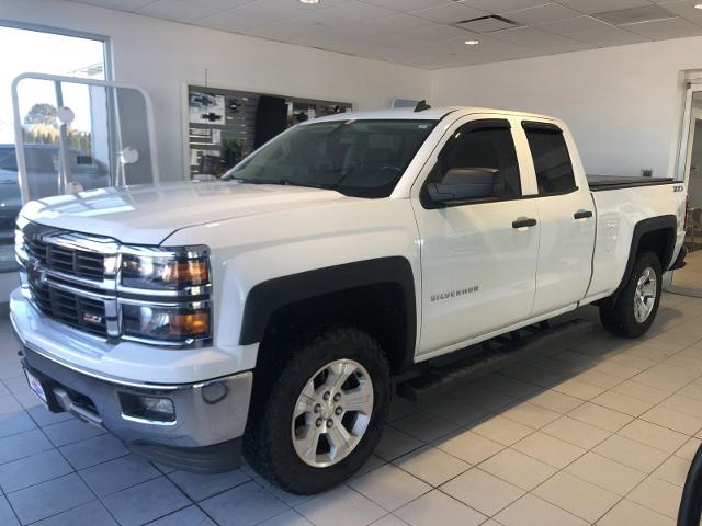 Used 2014 Chevrolet Silverado 1500 2LT with VIN 1GCVKREC7EZ115429 for sale in Morton, IL