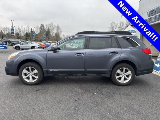 2014 Subaru Outback Vehicle Photo in Puyallup, WA 98371