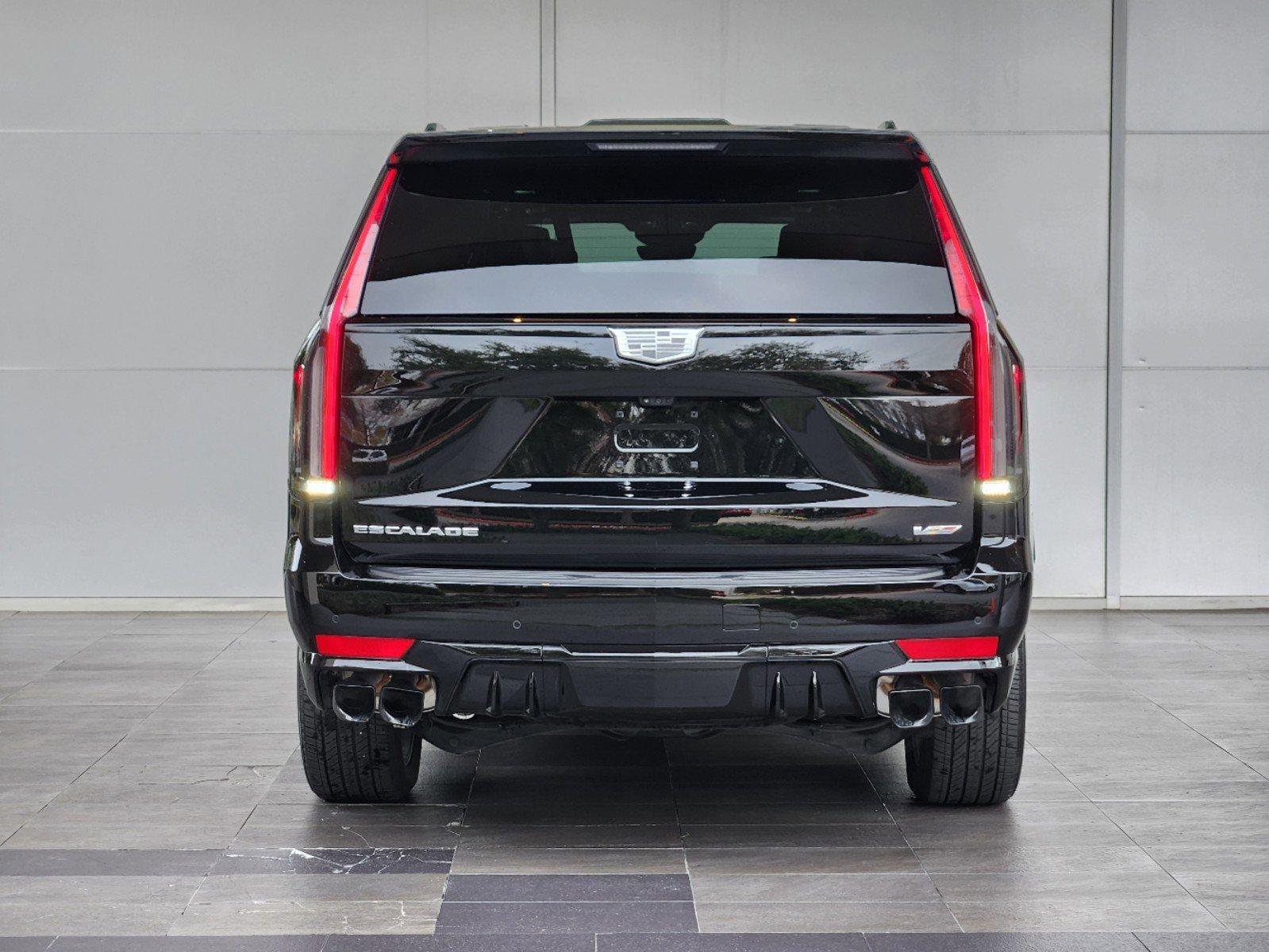 2024 Cadillac Escalade Vehicle Photo in HOUSTON, TX 77079-1502