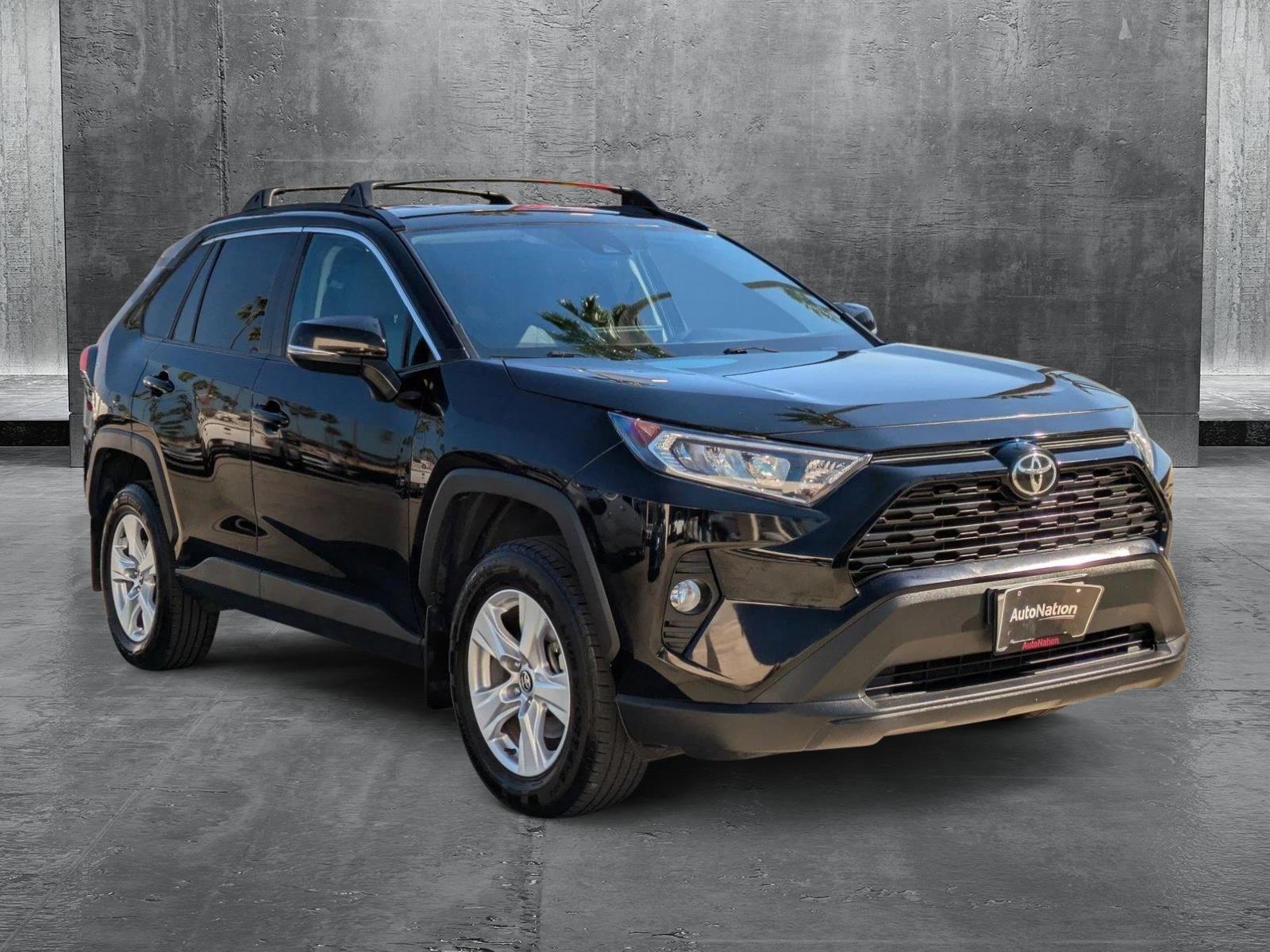 2020 Toyota RAV4 Vehicle Photo in Tustin, CA 92782