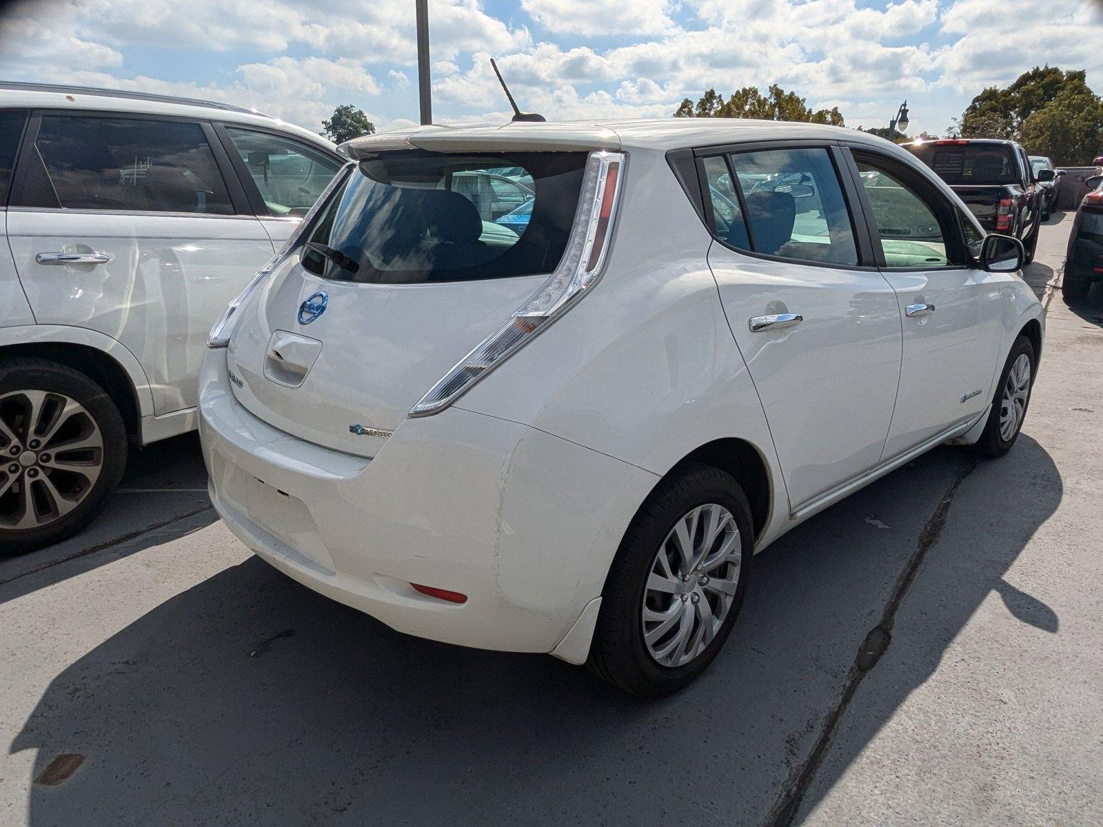 2015 Nissan LEAF Vehicle Photo in Miami, FL 33135