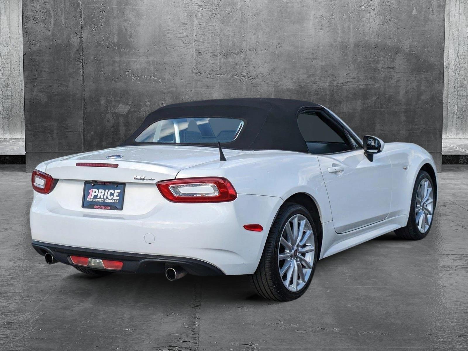 2017 FIAT 124 Spider Vehicle Photo in Sanford, FL 32771