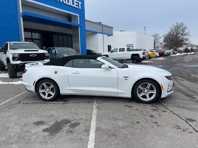 Used 2020 Chevrolet Camaro 1LT with VIN 1G1FB3DS8L0115623 for sale in Kansas City