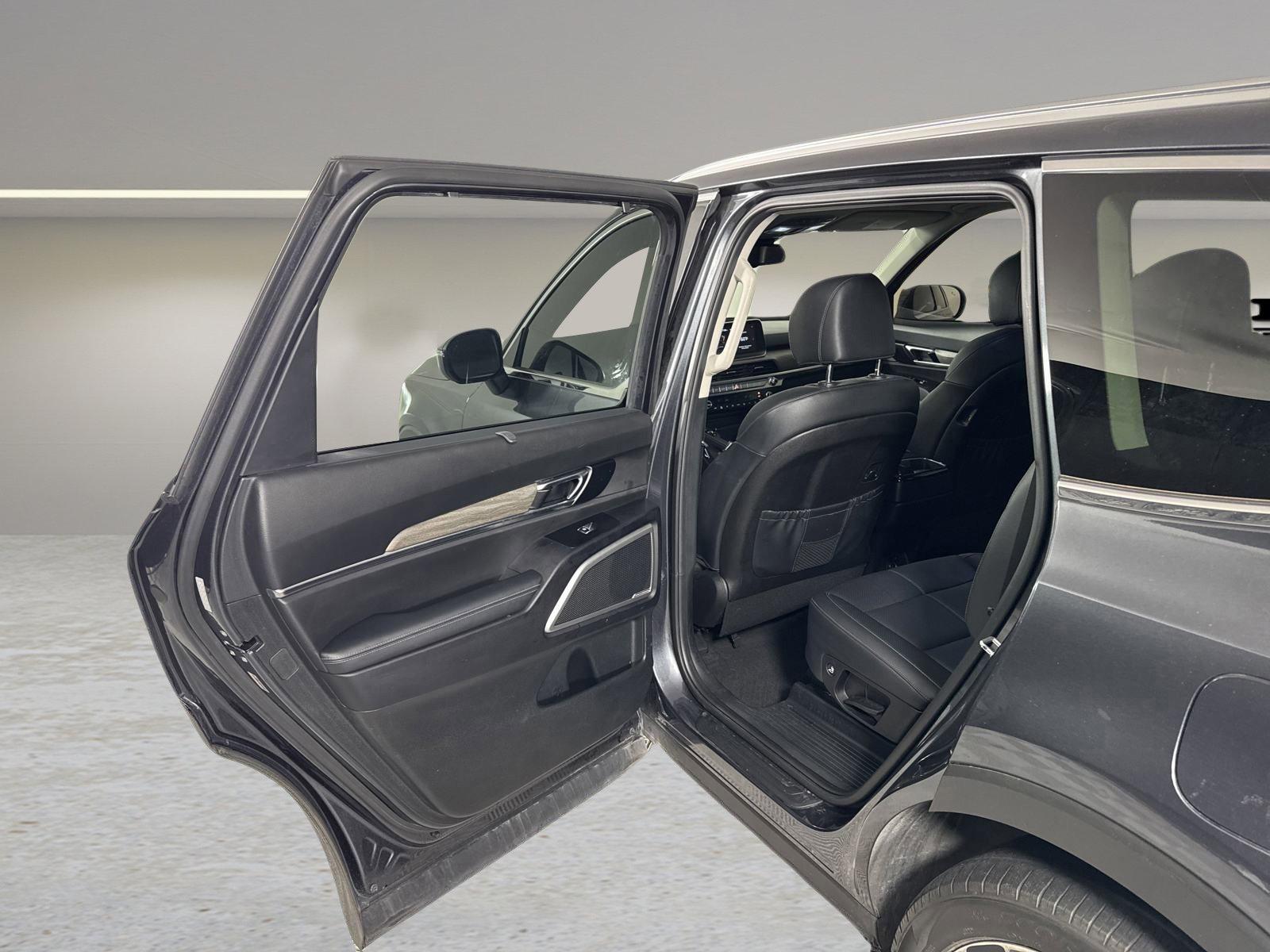 2022 Kia Telluride Vehicle Photo in GEORGETOWN, TX 78626-7508