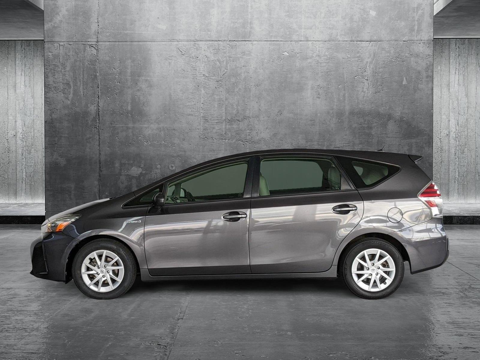 2015 Toyota Prius v Vehicle Photo in Spokane Valley, WA 99206