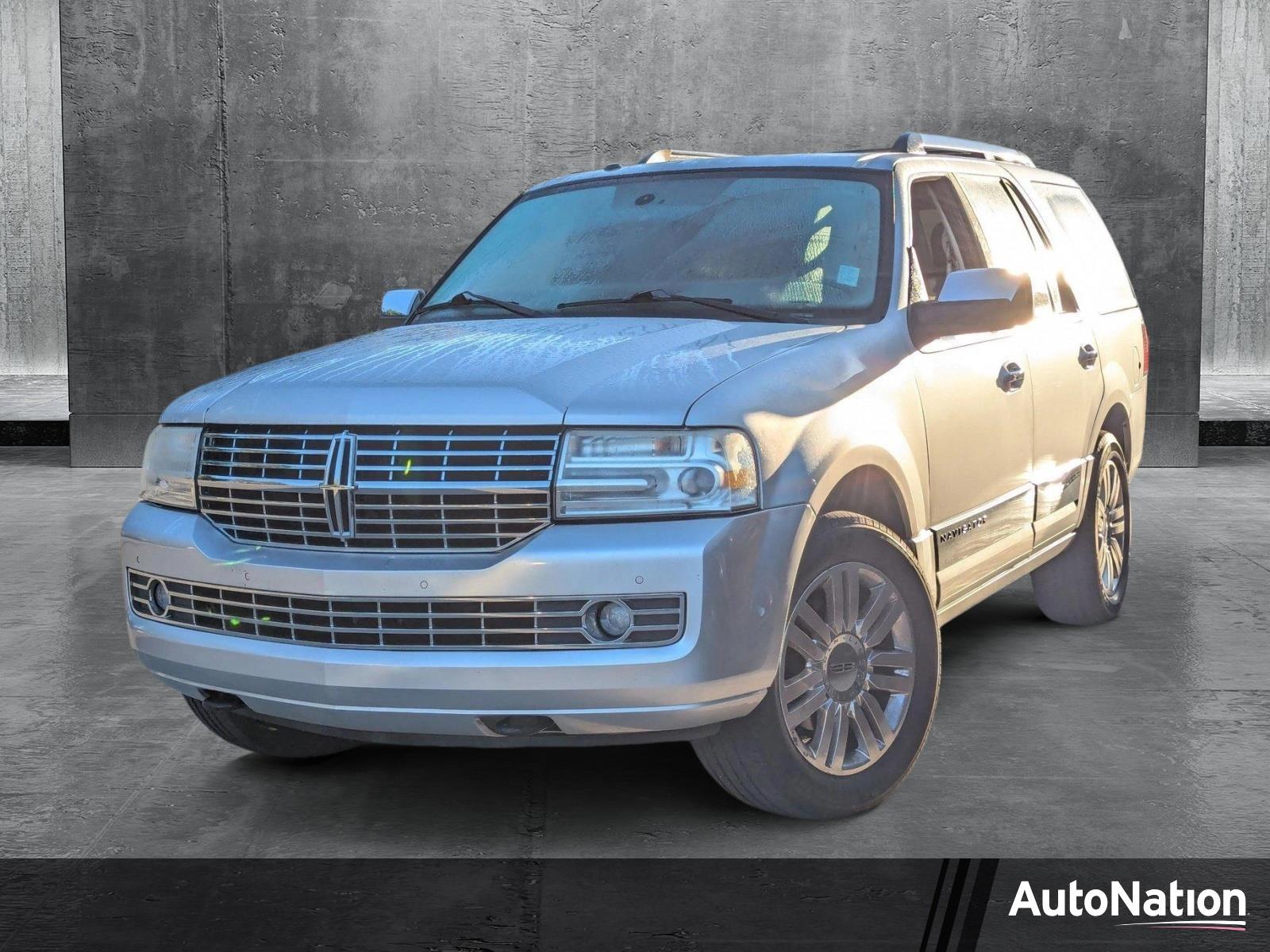 2013 Lincoln Navigator Vehicle Photo in Pembroke Pines , FL 33027