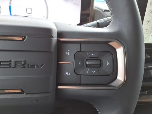 2025 GMC HUMMER EV Pickup Vehicle Photo in Denton, TX 76205