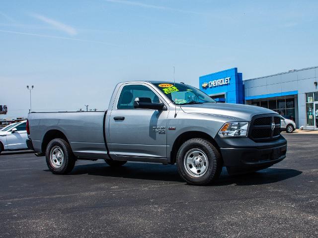 2022 Ram 1500 Classic Vehicle Photo in MADISON, IN 47250-1611