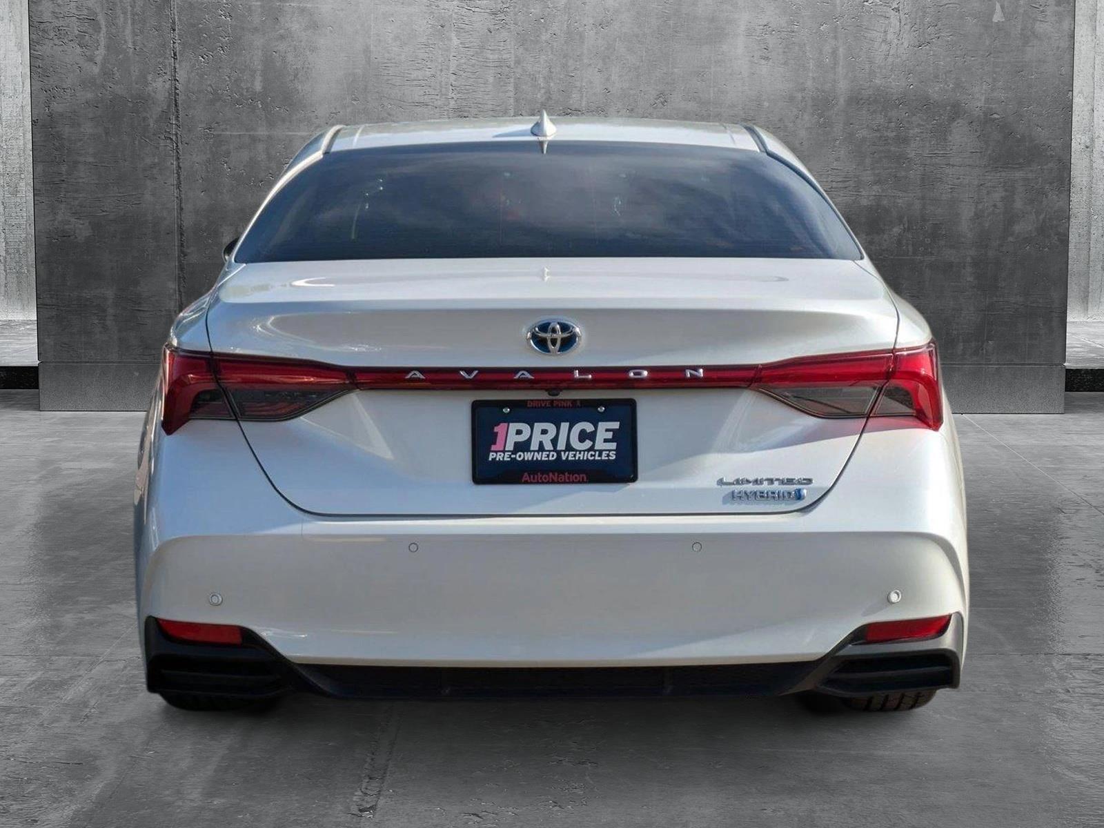 2019 Toyota Avalon Vehicle Photo in Tampa, FL 33614