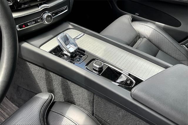 2025 Volvo XC60 Plug-In Hybrid Vehicle Photo in Grapevine, TX 76051