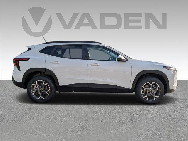 2025 Chevrolet Trax Vehicle Photo in BRUNSWICK, GA 31525-1881