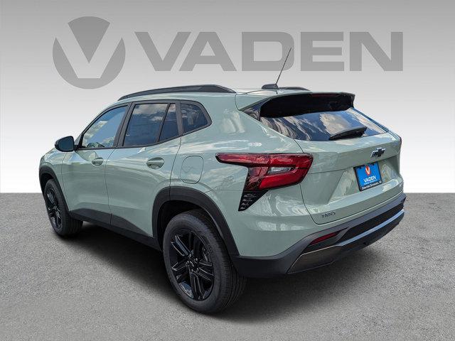 2025 Chevrolet Trax Vehicle Photo in BRUNSWICK, GA 31525-1881