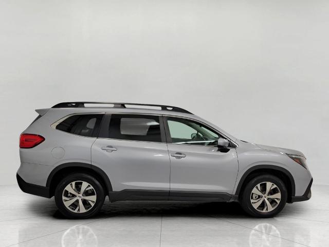 2024 Subaru Ascent Vehicle Photo in Green Bay, WI 54304