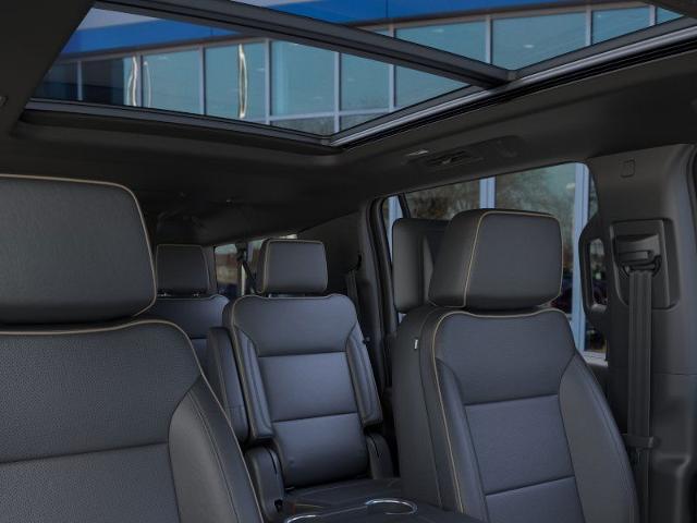 2025 Chevrolet Suburban Vehicle Photo in MADISON, WI 53713-3220