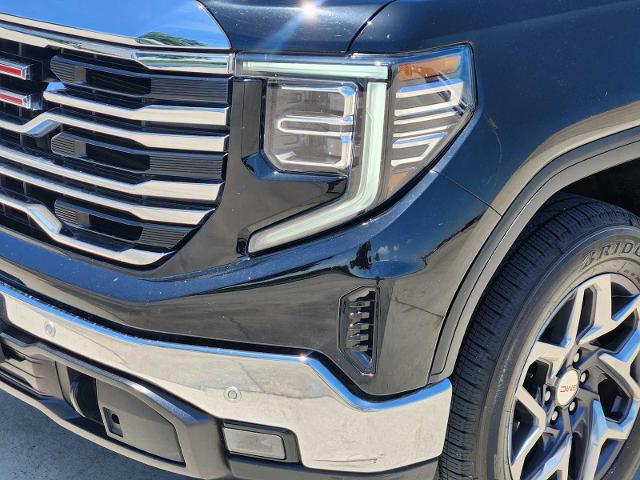 2023 GMC Sierra 1500 Vehicle Photo in DENTON, TX 76210-9321