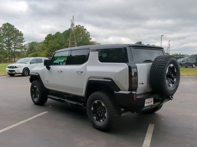 2025 GMC HUMMER EV SUV Vehicle Photo in ALBERTVILLE, AL 35950-0246