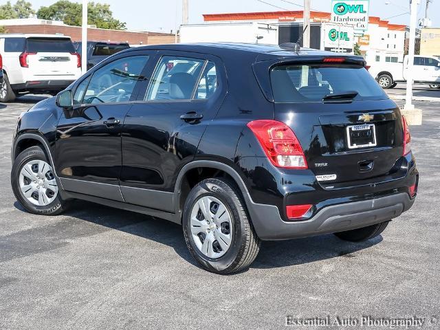 2017 Chevrolet Trax Vehicle Photo in OAK LAWN, IL 60453-2517