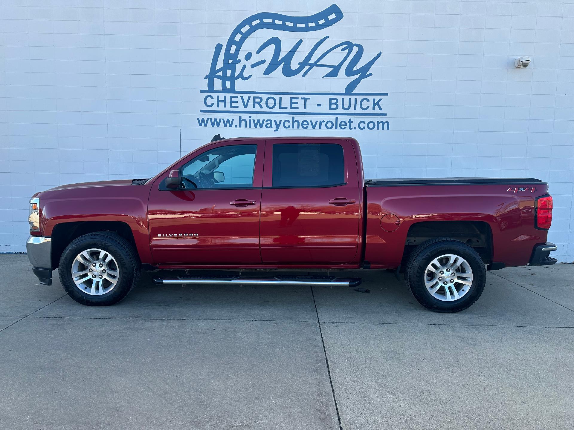 Used, Certified, Loaner Chevrolet Silverado 1500 Vehicles for Sale in ROCK VALLEY, IA|Hi-Way Chevrolet-Buick Used, Certified, Loaner Chevrolet Silverado 1500 Vehicles for Sale in ROCK VALLEY, IA|Hi-Way Chevrolet-Buick