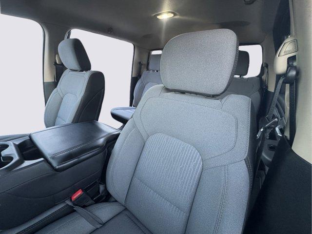 2019 Ram 1500 Vehicle Photo in LEOMINSTER, MA 01453-2952