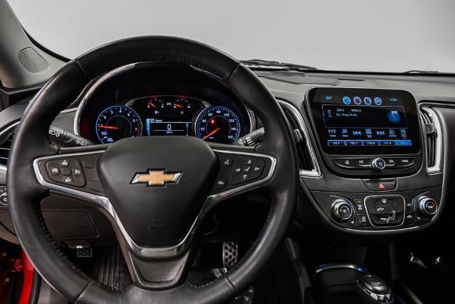 2016 Chevrolet Malibu Vehicle Photo in Akron, OH 44312