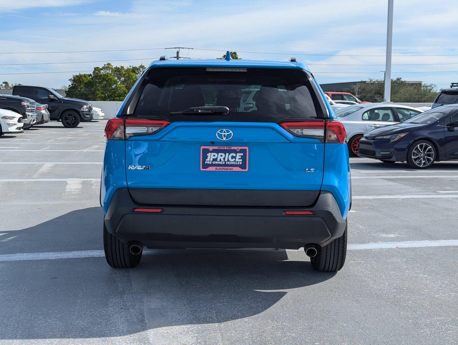 2021 Toyota RAV4 Vehicle Photo in Ft. Myers, FL 33907