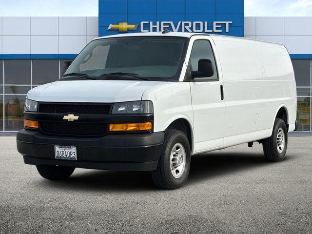 2023 Chevrolet Express Cargo 2500 Vehicle Photo in RIVERSIDE, CA 92504-4106