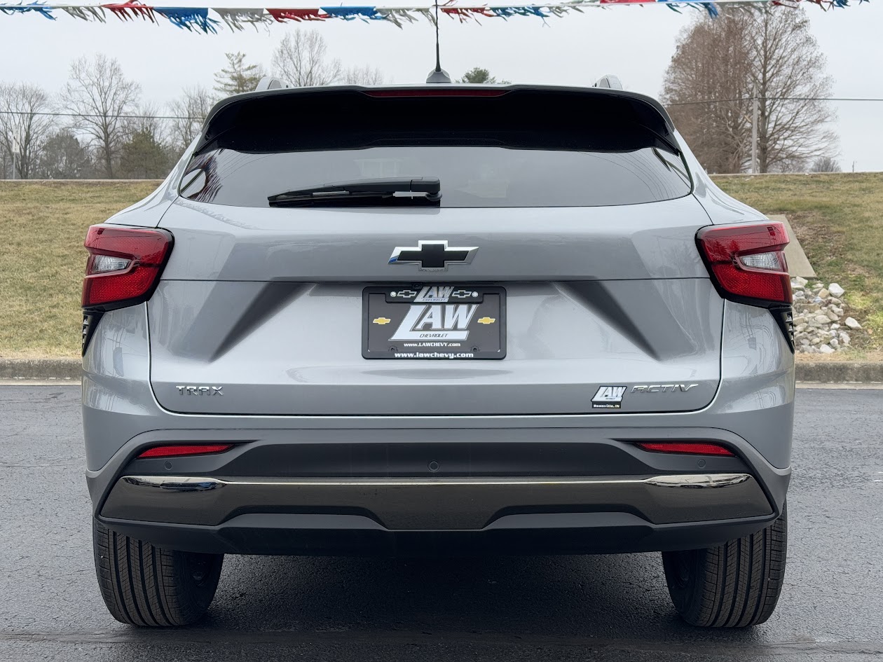 2025 Chevrolet Trax Vehicle Photo in BOONVILLE, IN 47601-9633