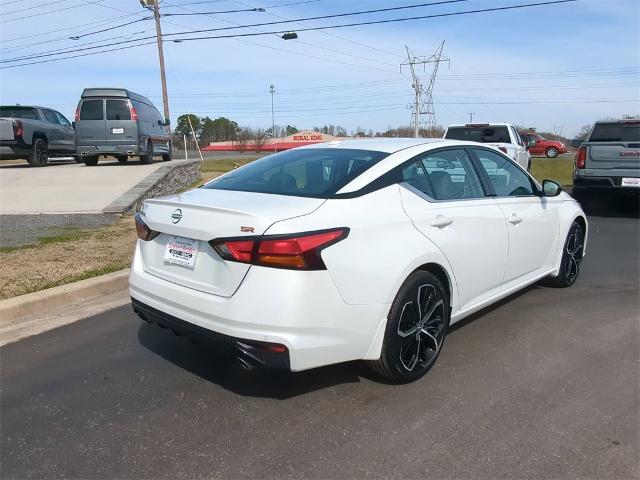 2024 Nissan Altima Vehicle Photo in ALBERTVILLE, AL 35950-0246