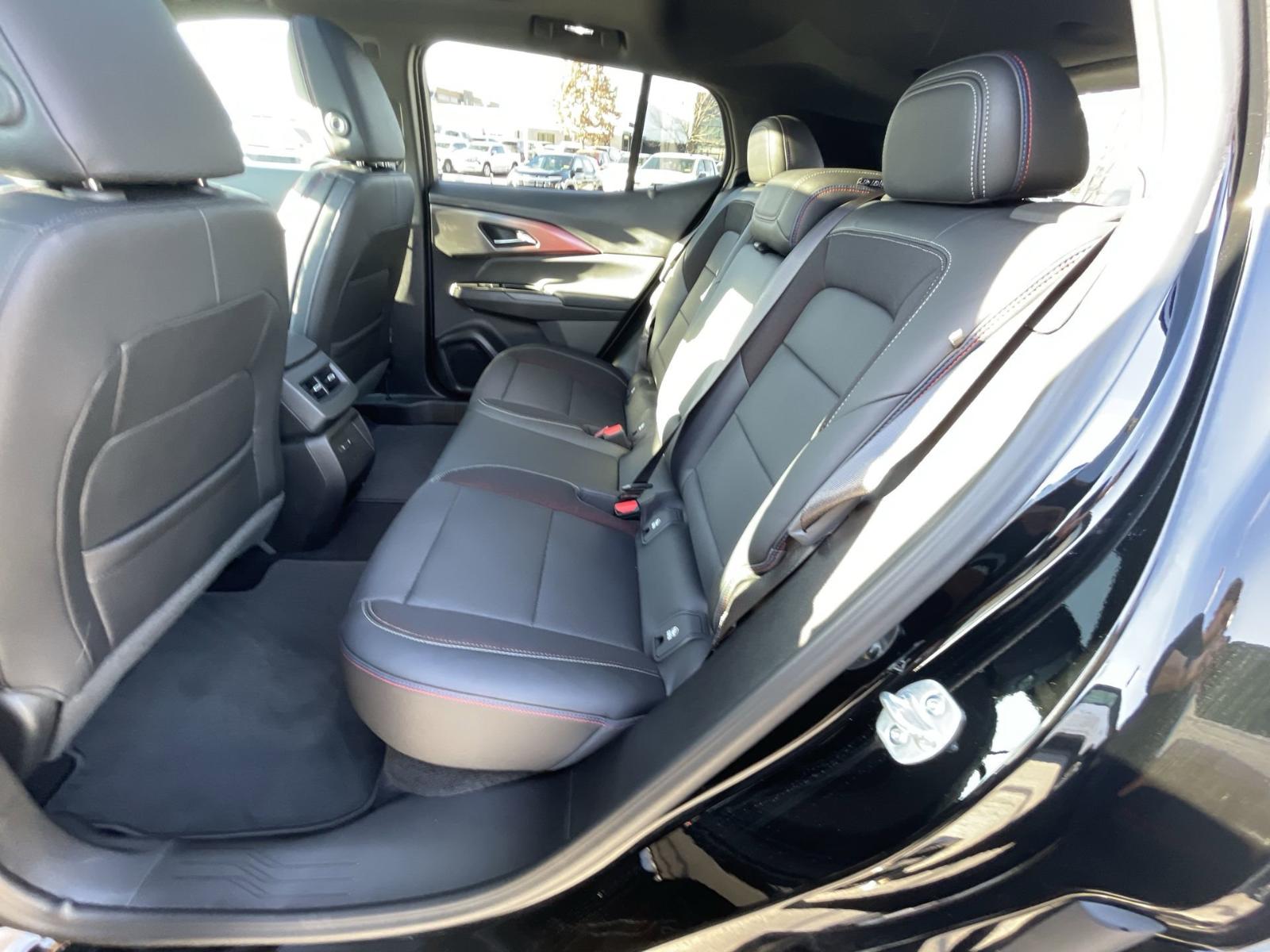 2025 Chevrolet Equinox EV Vehicle Photo in BENTONVILLE, AR 72712-4322