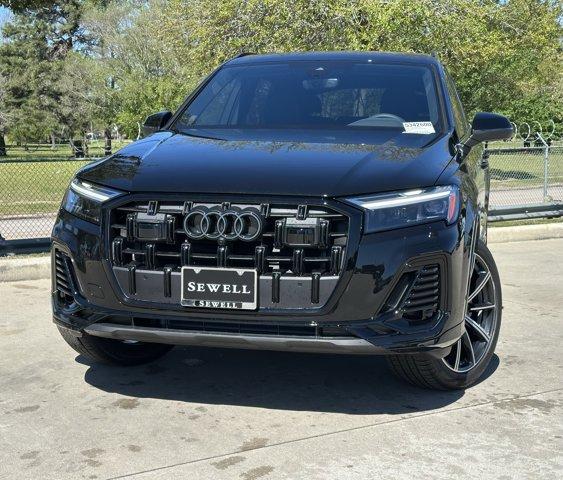 2025 Audi Q7 Vehicle Photo in HOUSTON, TX 77090