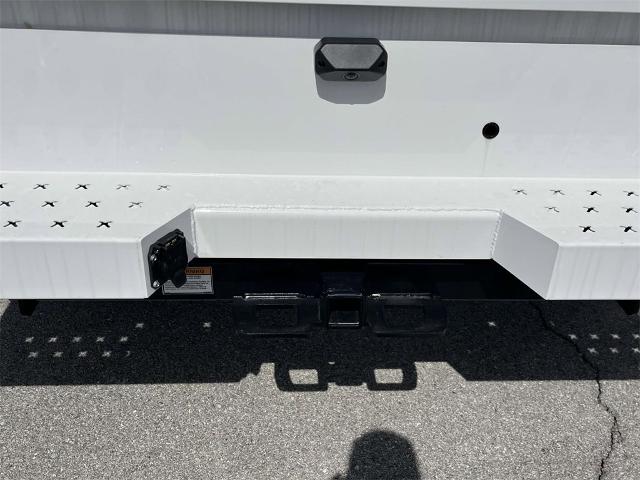 2024 Chevrolet Silverado 2500 HD Vehicle Photo in ALCOA, TN 37701-3235